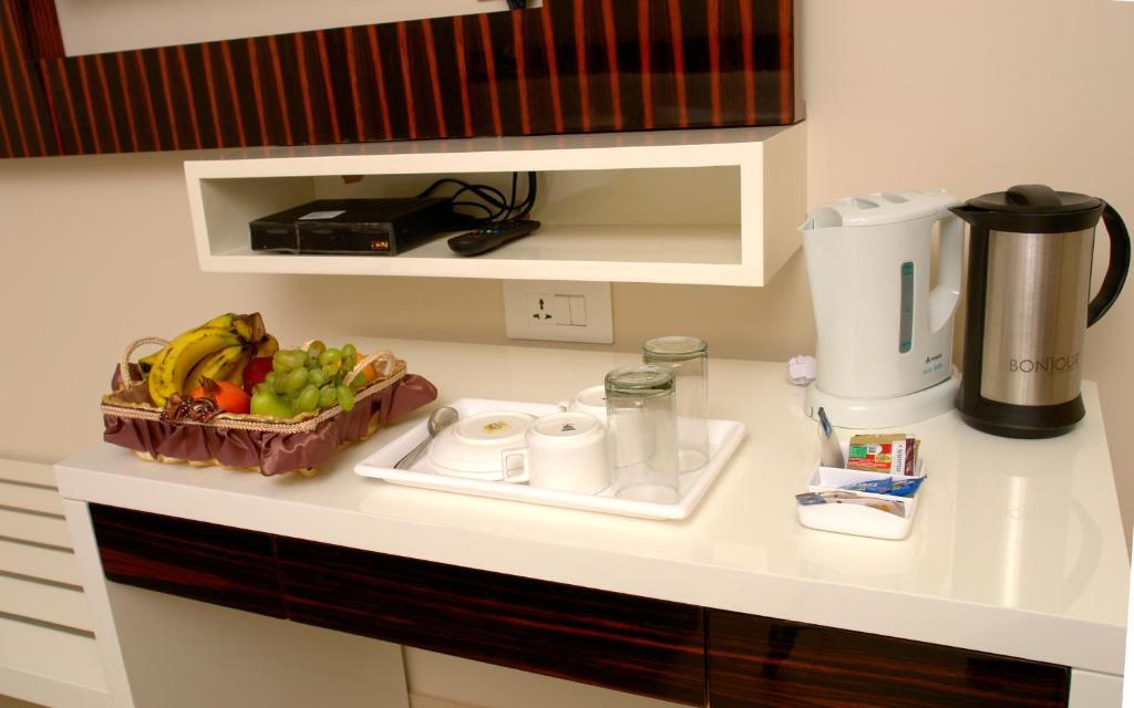 Hotel Gulnar New Delhi Ngoại thất bức ảnh