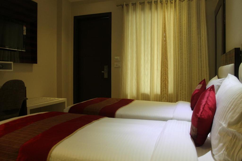 Hotel Gulnar New Delhi Phòng bức ảnh