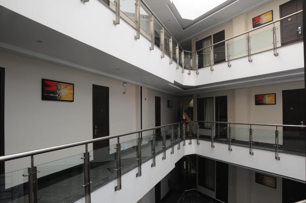 Hotel Gulnar New Delhi Ngoại thất bức ảnh