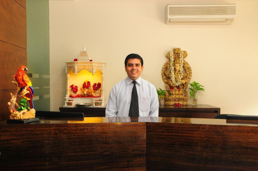 Hotel Gulnar New Delhi Ngoại thất bức ảnh