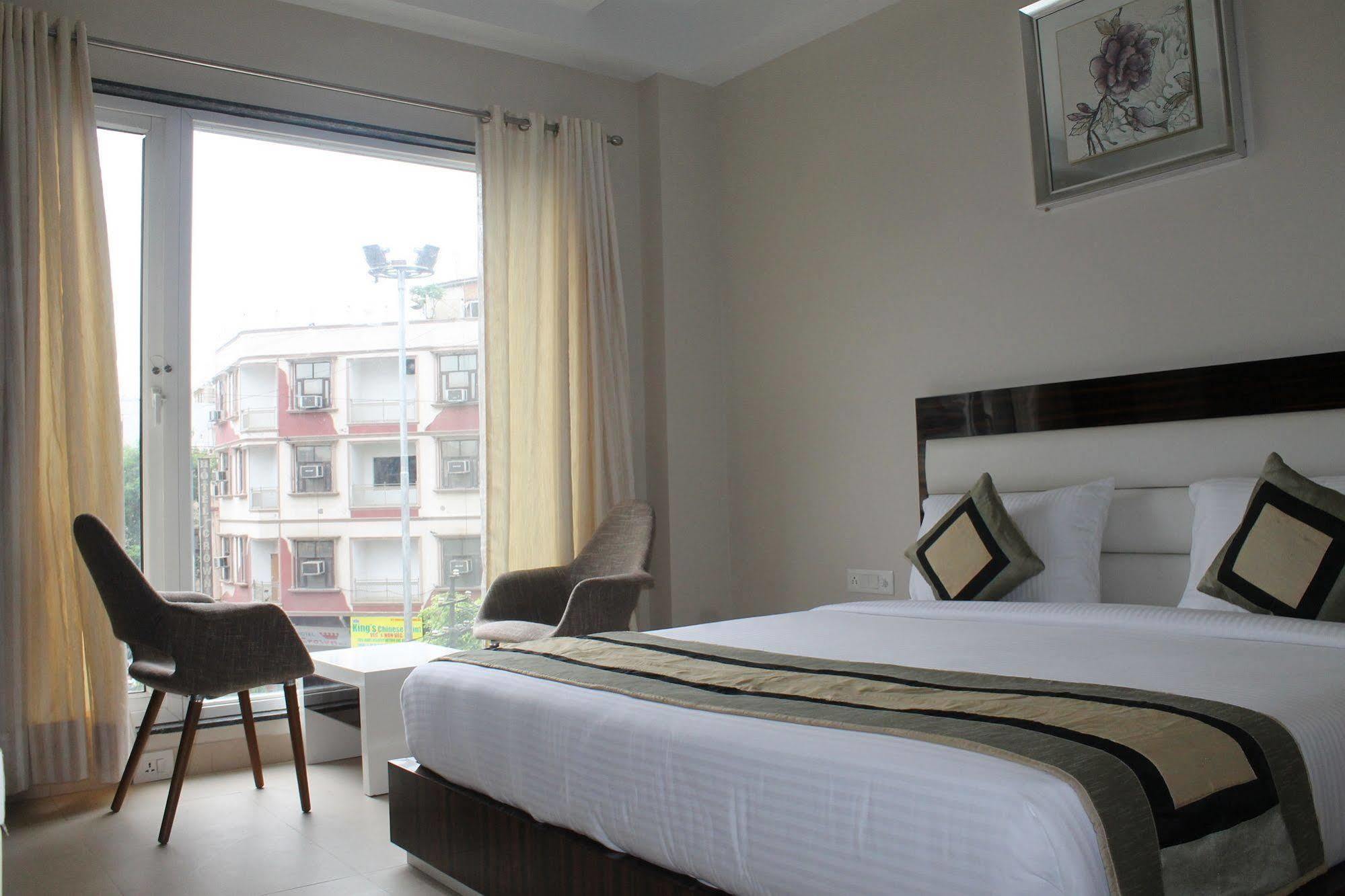 Hotel Gulnar New Delhi Phòng bức ảnh